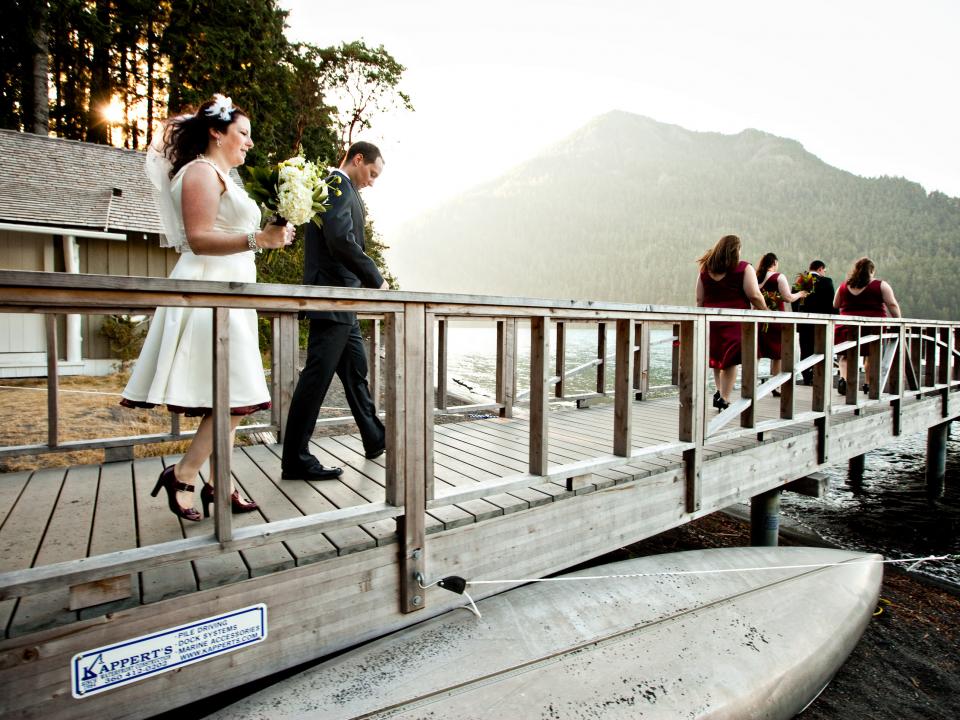 Wedding photos overlooking Lake Crescent